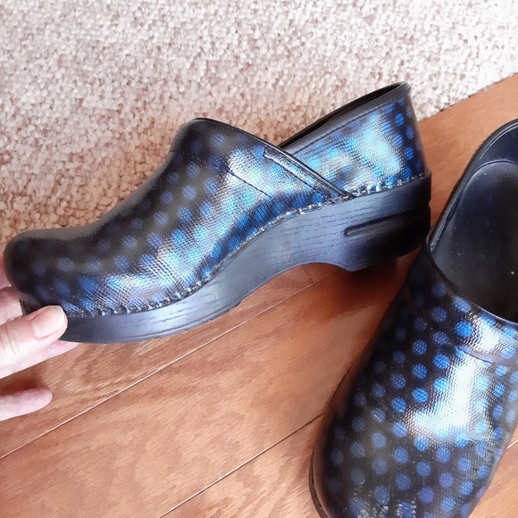 Dansko Clogs size 39 - Picture 7 of 15